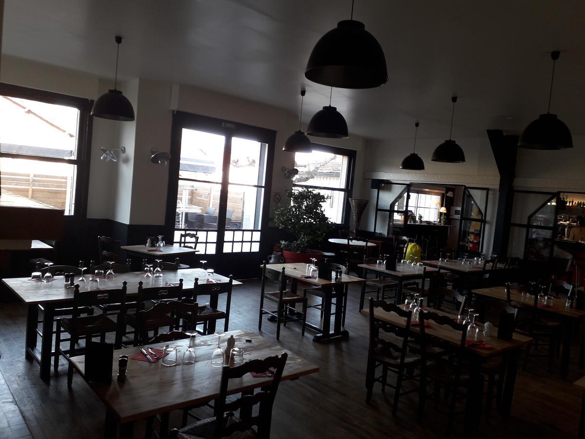 Loberge Hotel Mios Bagian luar foto